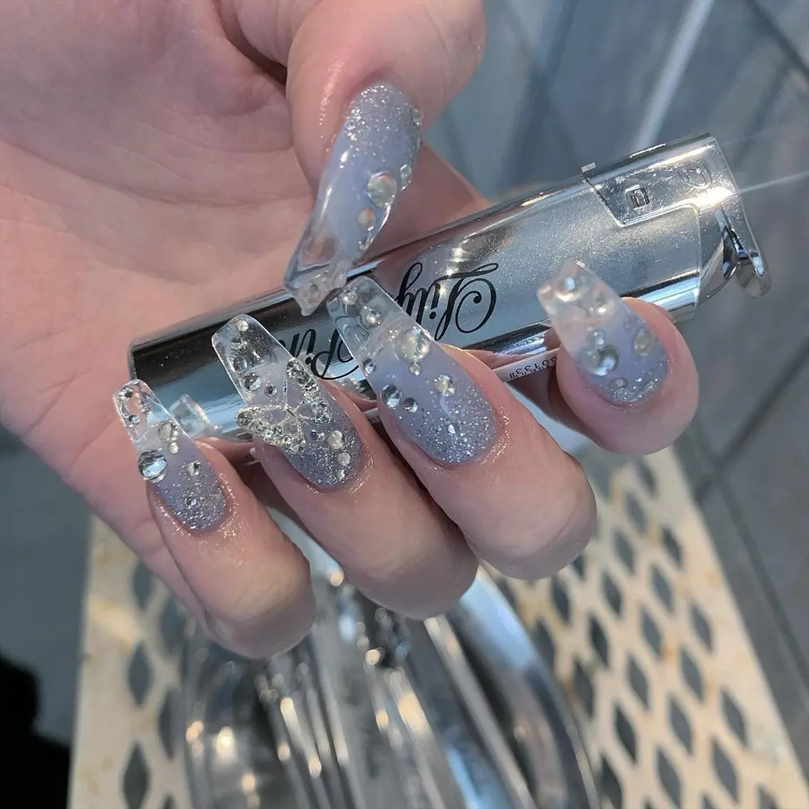 ネイル キラキラネイル 韓国ネイル ロングネイル ワンホンネイル ハンドネイル Josie nail salonのネイルデザイン
