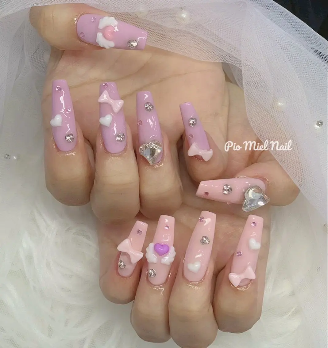 ネイル ジェルネイル ガーリー ハート ロングネイル パステルネイル ハンドネイル HANA 長さだしのネイルデザイン