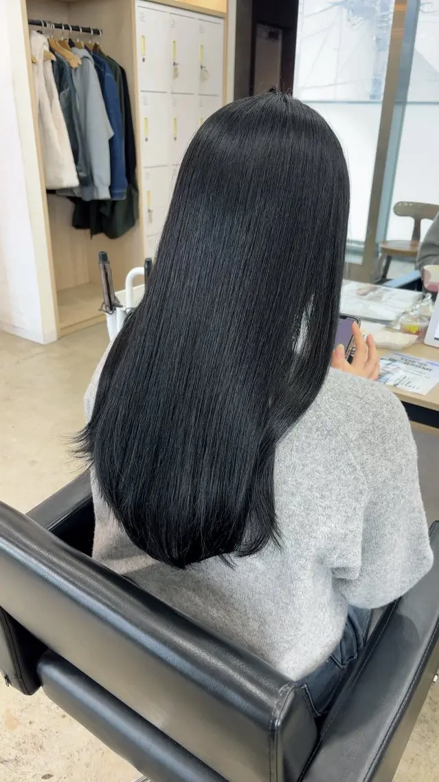 ロング カット ヘアカラー トリートメント 🪽髪質改善矯正 🤍MIU🤍のヘアスタイル