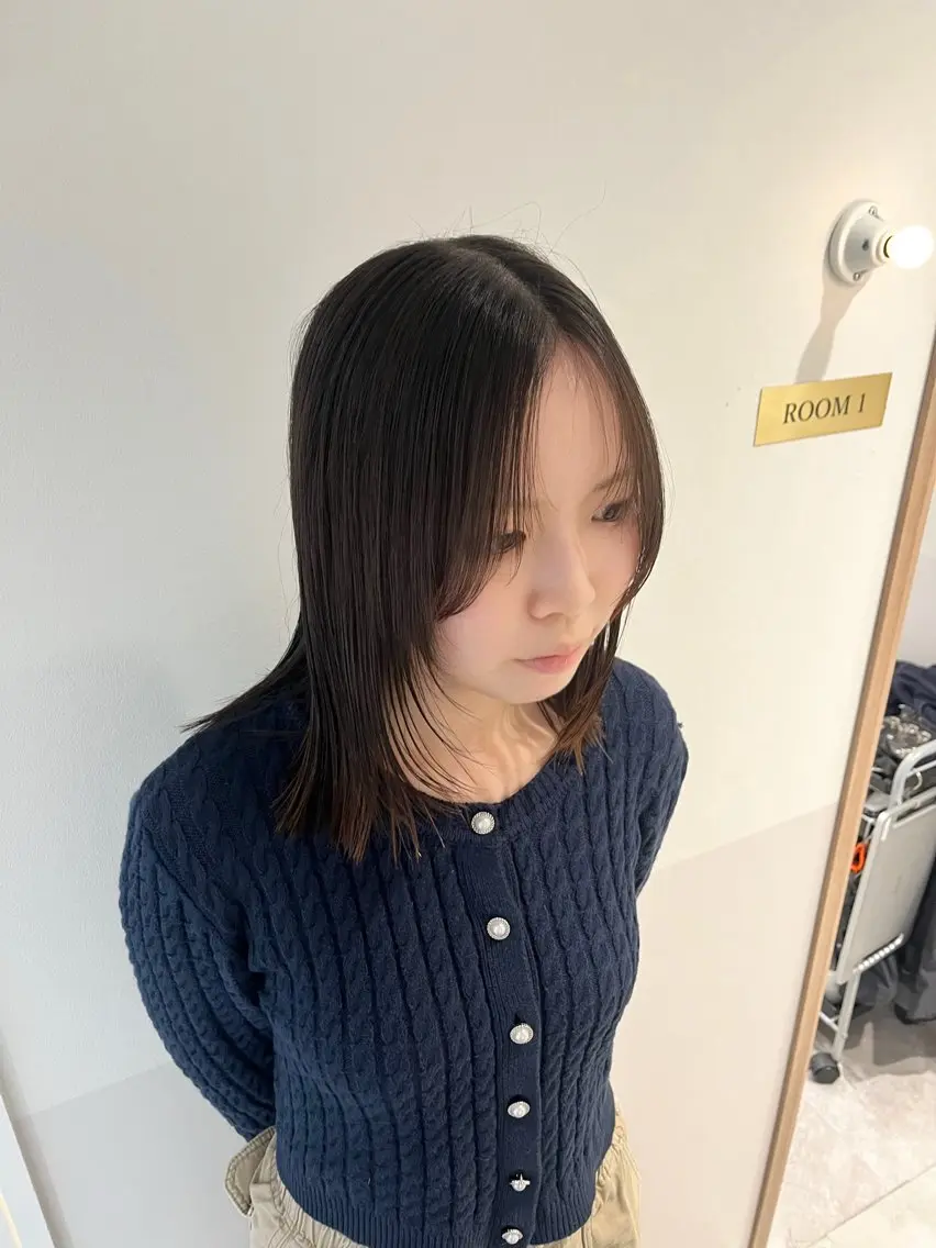 ミディアム レイヤーカット 大宮レイヤーカット× 透明感カラー　rioのヘアスタイル
