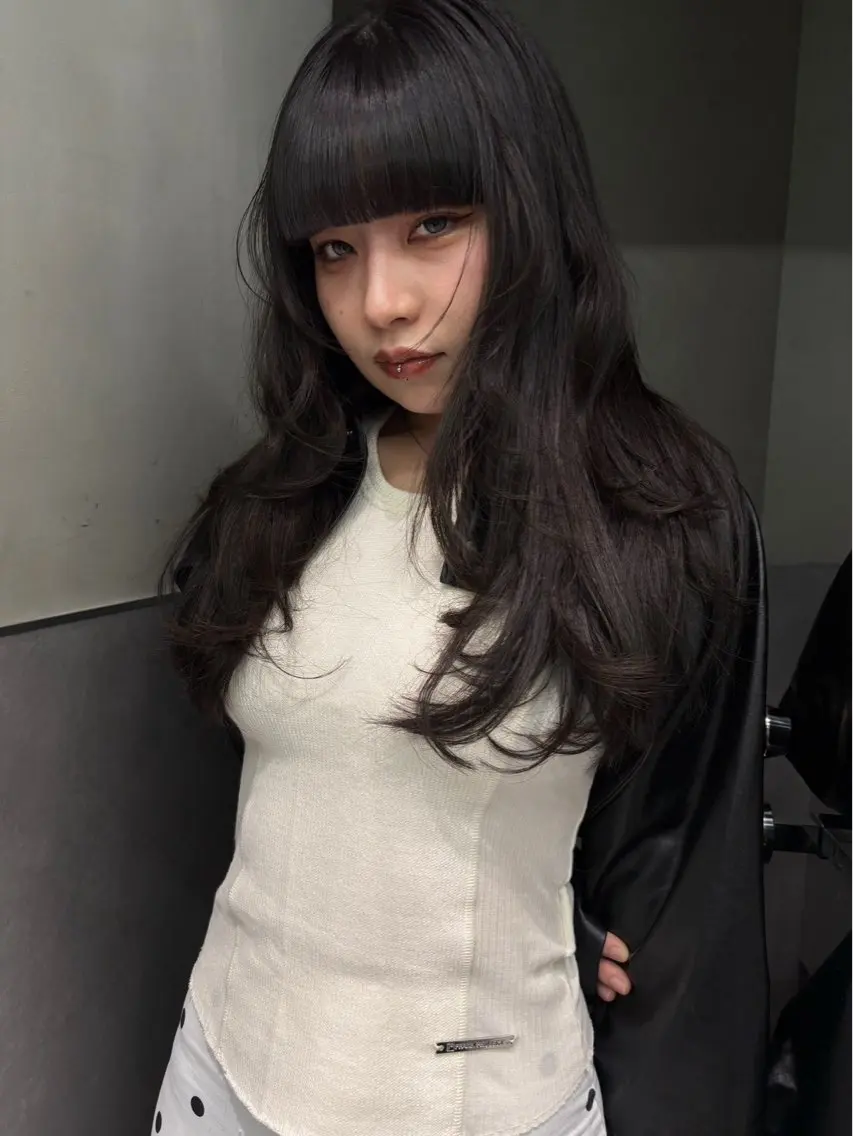 ロング ハッシュカット ワイドバング カット×ブリーチカ ラー‪/yuNa🩶のヘアスタイル