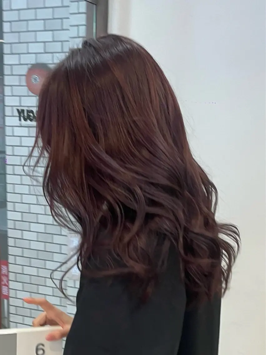 ロング ヘアカラー ナナ/大阪心斎橋/ 海外レイヤーカットのヘアスタイル
