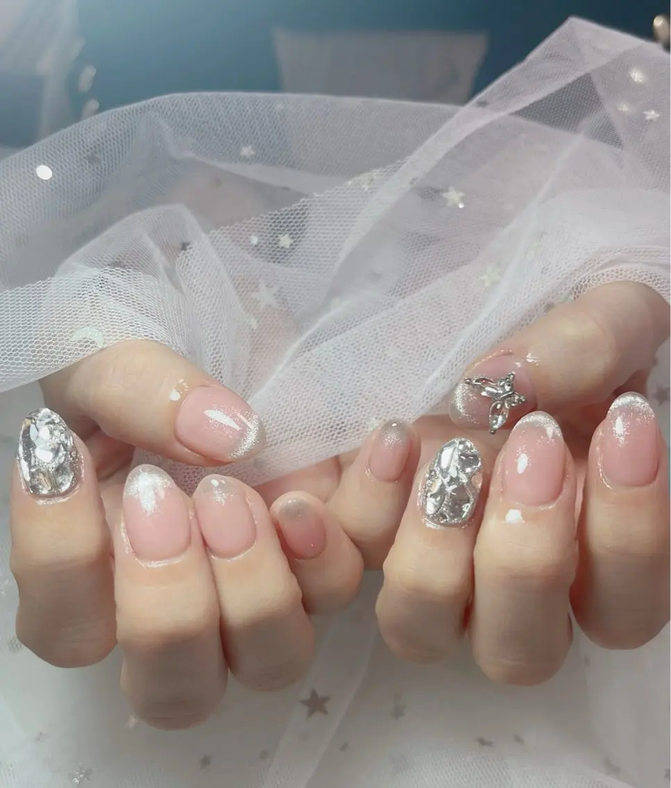 ネイル オーロラネイル 長さ出し フットネイル 韓国ネイル ラメ(グリッター) 👍thumbs up nail👍のネイルデザイン