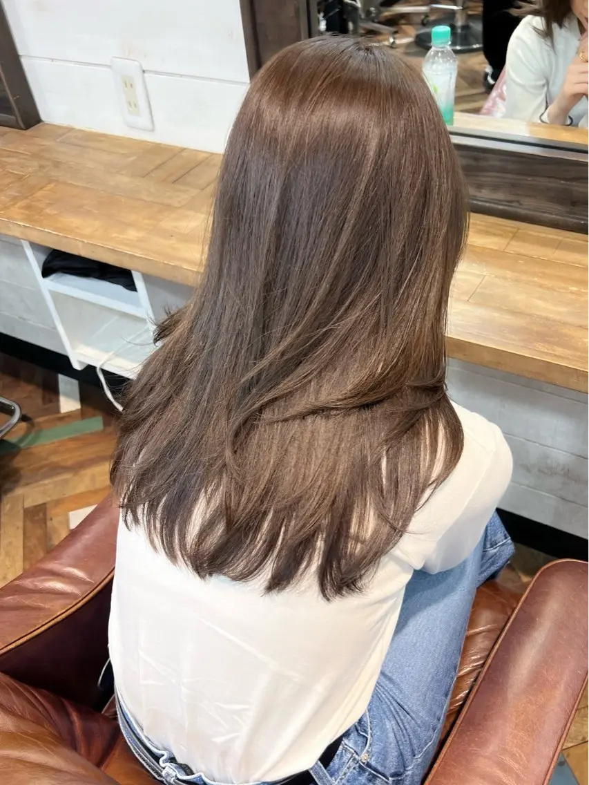 セミロング カラー ブリーチ 透明感カラー グレージュ レイヤーカット カット ヘアカラー トリートメント REN/レイヤー✂️ ブリーチなしカラー✨のヘアスタイル