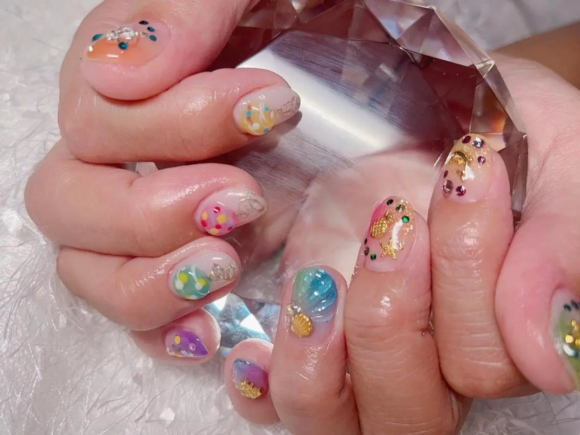 ネイル オーロラネイル 長さ出し ジェルネイル グラデーション 韓国ネイル ハンドネイル Nail&eye Belire 新宿のネイルデザイン
