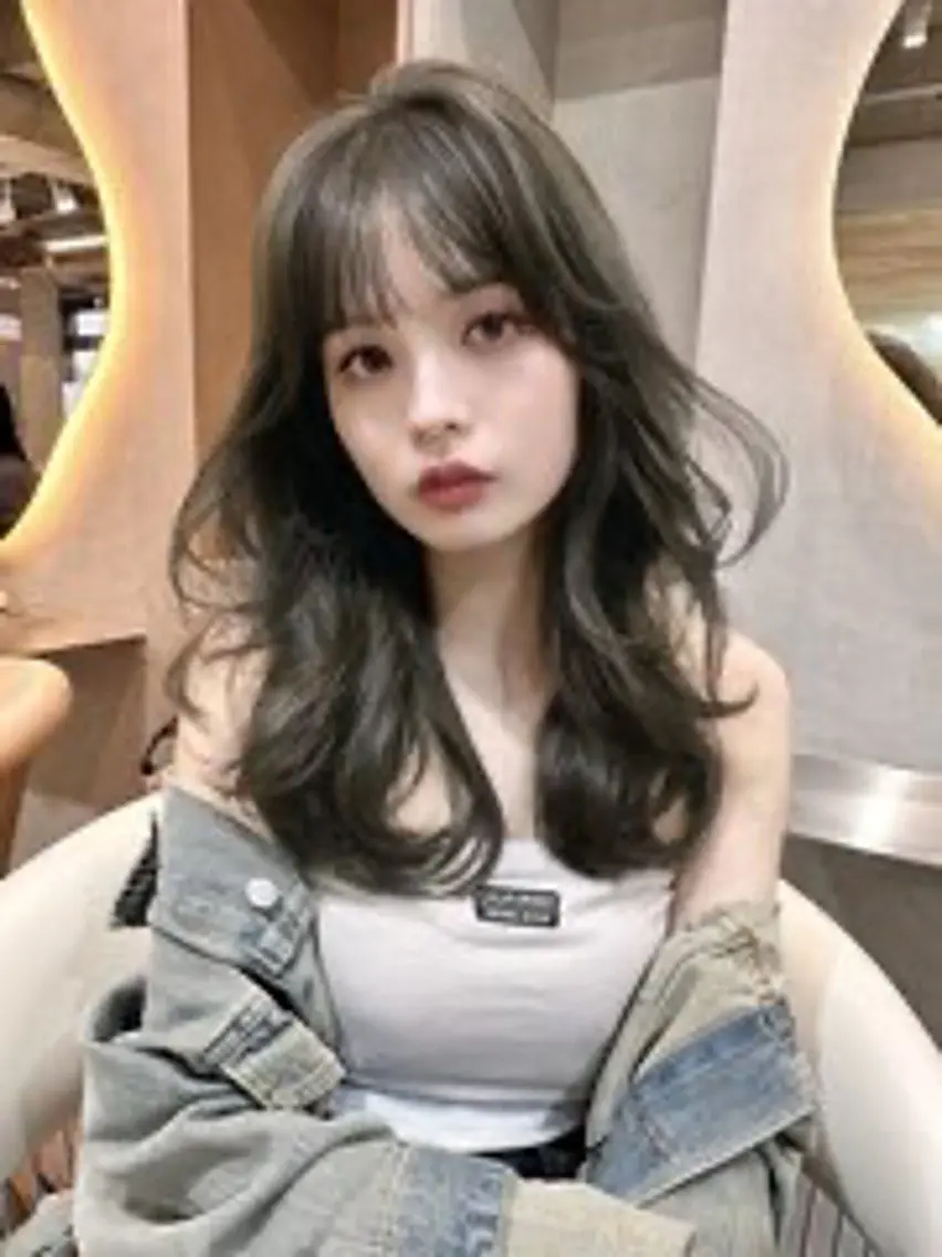 セミロング カラー ヘアアレンジ カット ヘアカラー トリートメント 髪質改善/透明感 カラー/吉田光佑のヘアスタイル