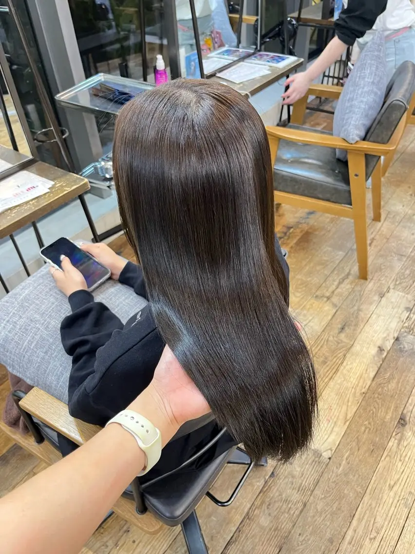 カラー ヘアカラー トリートメント ✩.*˚こなね /ブリーチカラー募集のヘアスタイル
