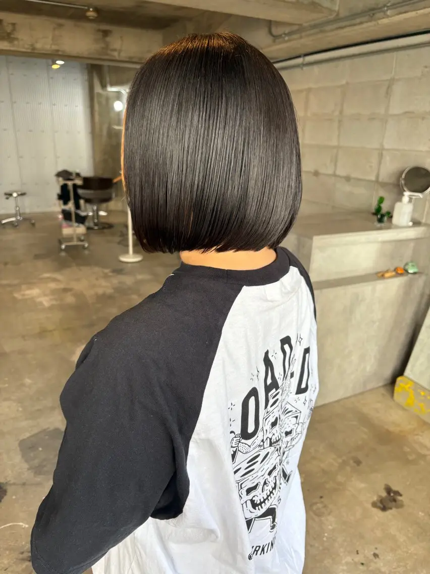 ショート カラー Tuco 佐良のヘアスタイル