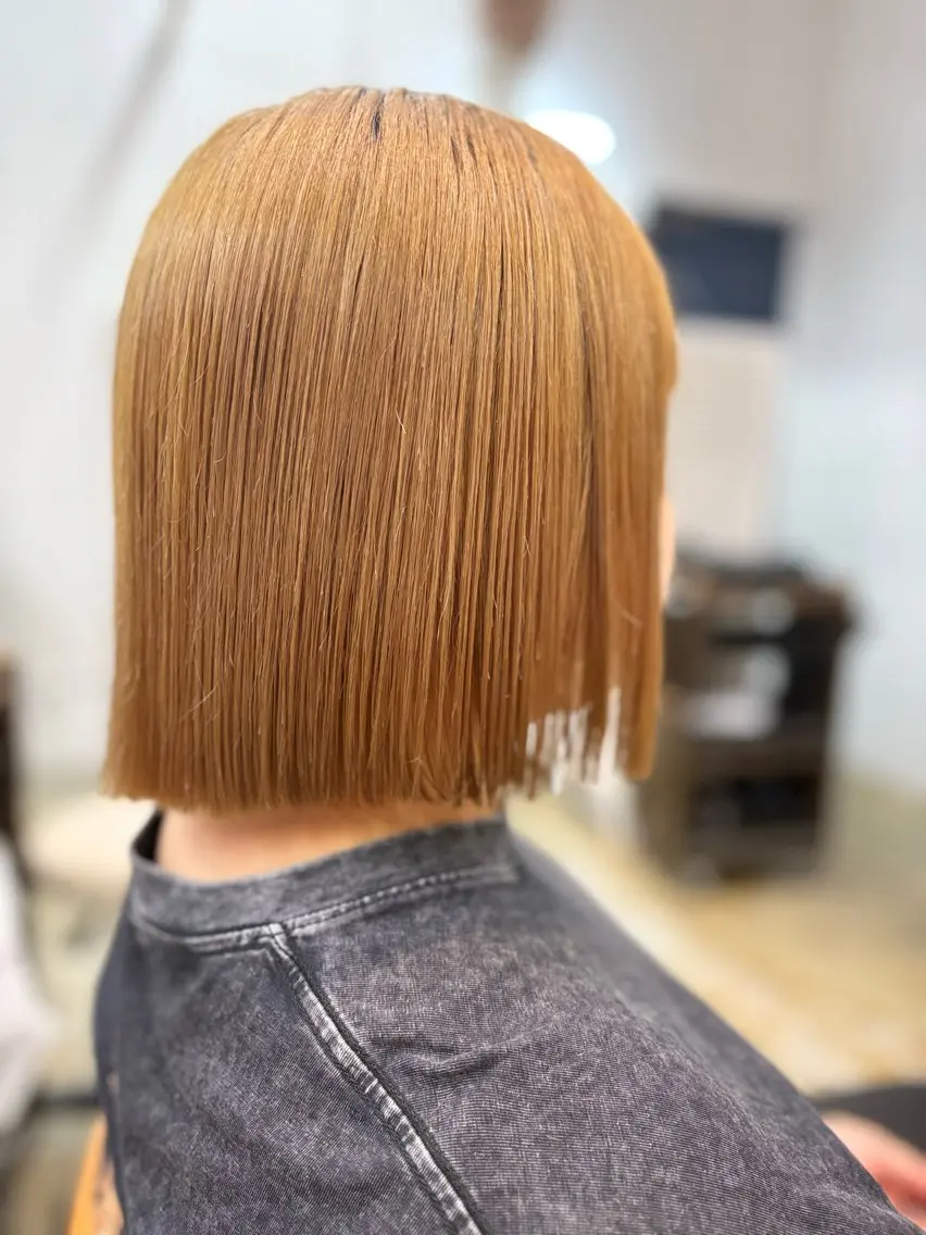 ミディアム 切りっぱなしボブ ボブ レイヤーカット 寺尾 加奈子のヘアスタイル