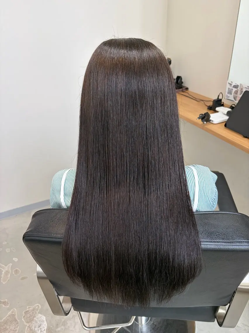 ロング omaフクダ 縮毛矯正/艶髪カラーのヘアスタイル
