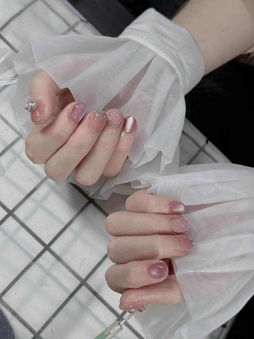 ネイル フレンチネイル ジェルネイル 韓国ネイル マグネットネイル マグネットフレンチ akina nailsのネイルデザイン