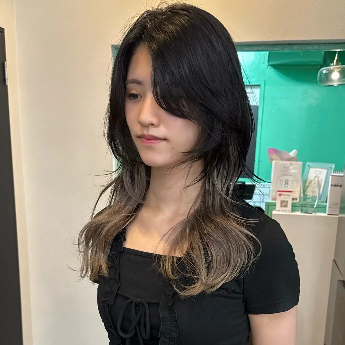 セミロング ハッシュカット ウルフカット カット ハイトーン🎀 MIYU💖のヘアスタイル