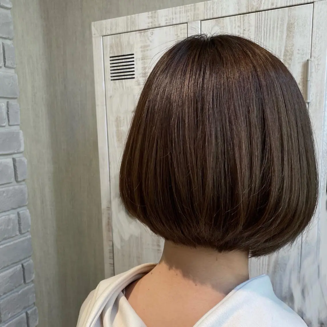 ショート カラー カット 縮毛矯正 🫧透け感⋆艶髪💎 山口アヤカのヘアスタイル