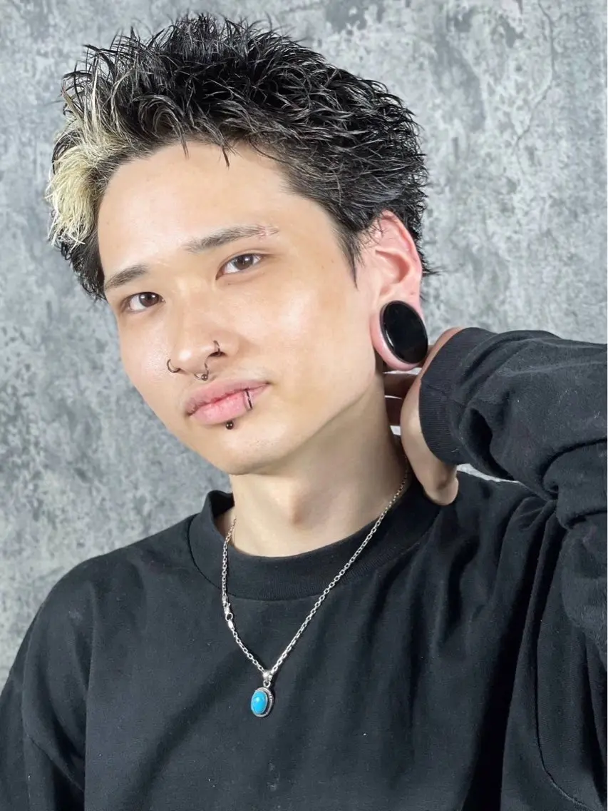 ミディアム カラー パーマ 千葉 翔太のヘアスタイル