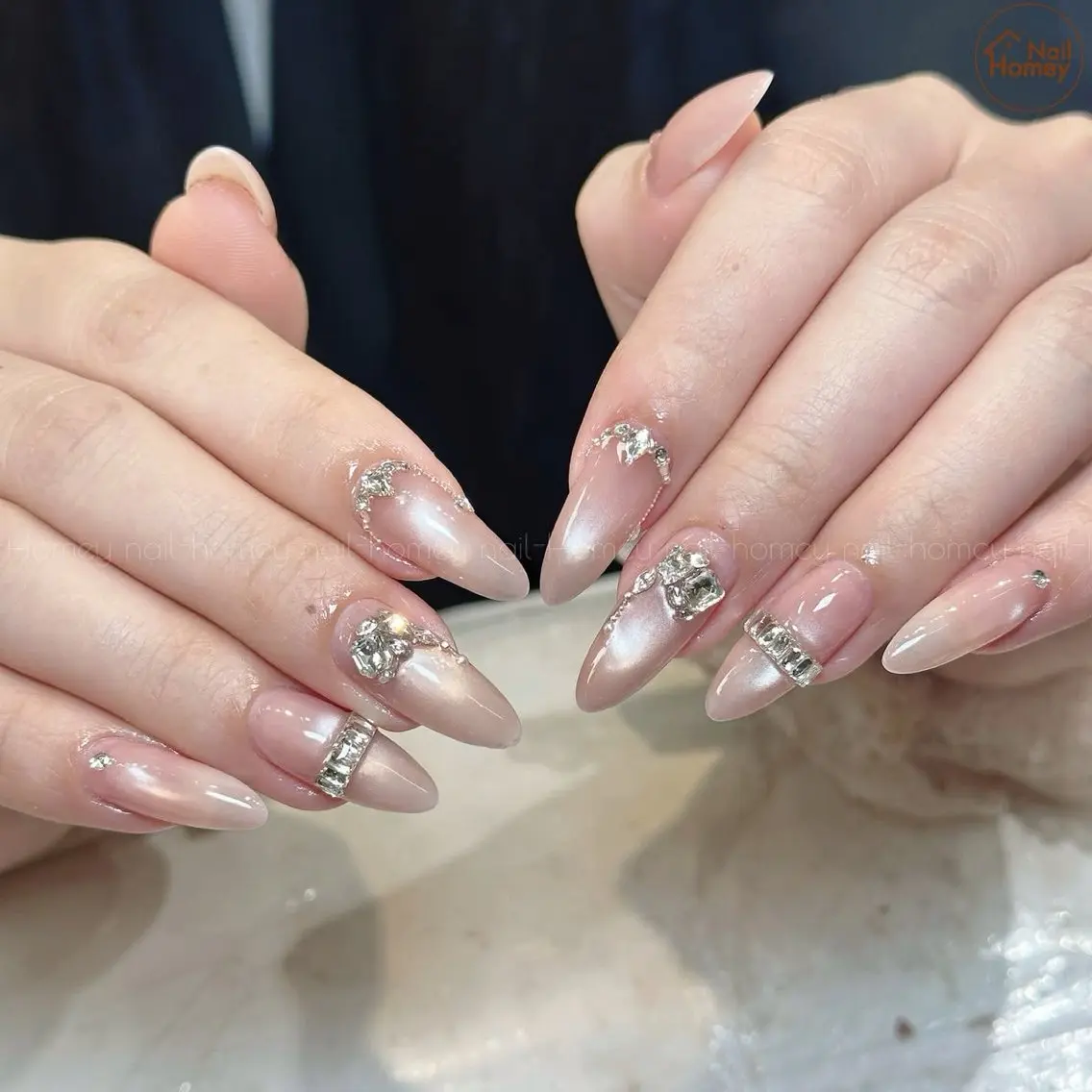 ネイル 長さ出し ジェルネイル ラメ(グリッター) 持ち込み ハンドネイル AMI  NAIL 池袋のネイルデザイン