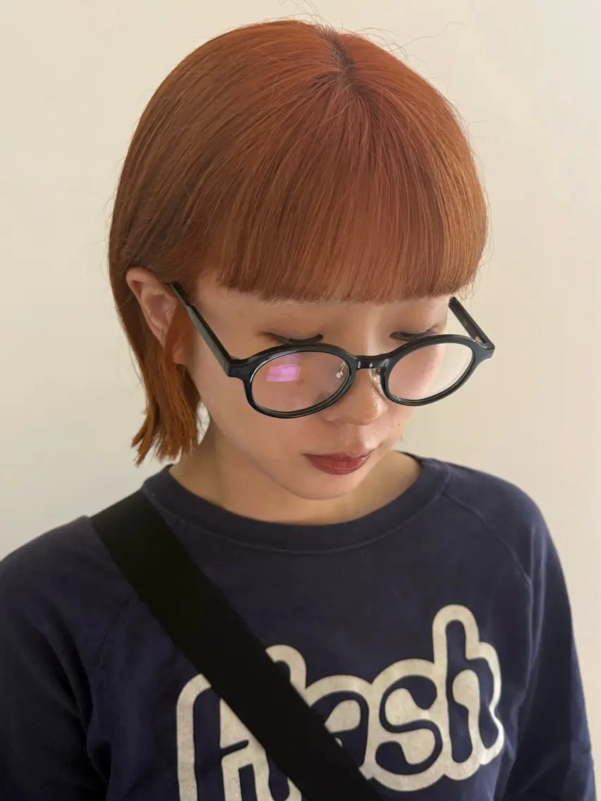 ミディアム 赤瀬川 希咲のヘアスタイル