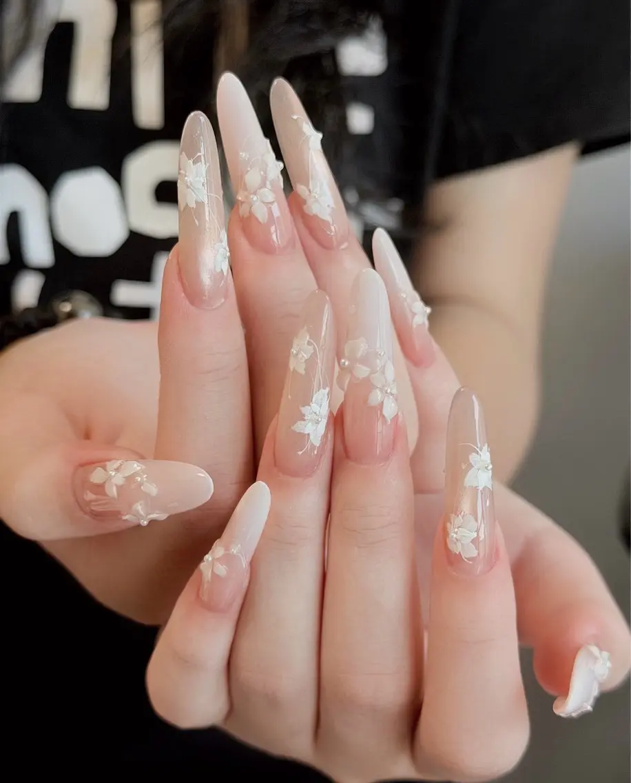 ネイル フレンチネイル ラメ(グリッター) ラメグラデーション マグネットネイル 持ち込み Unicorn Nail原宿表参道のネイルデザイン