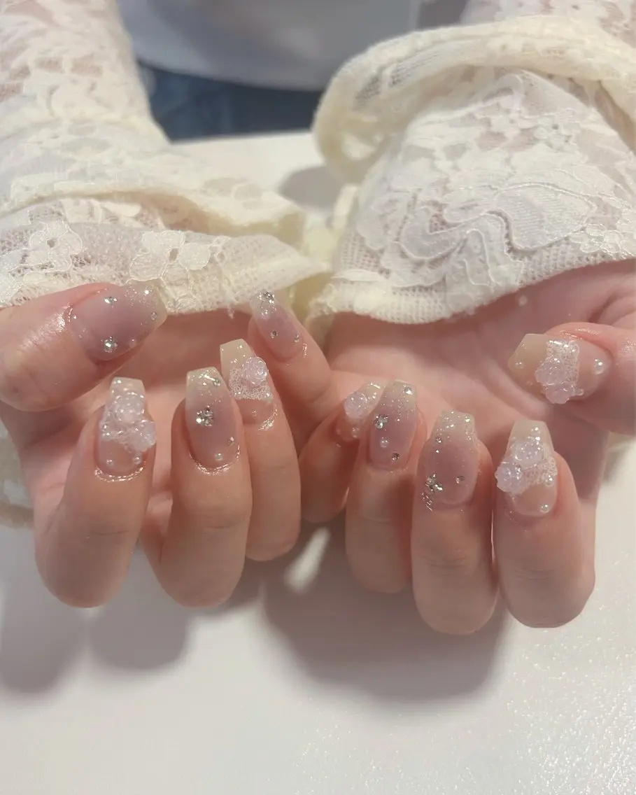 ネイル ハンドネイル EmaNail🎀 Haaruのネイルデザイン