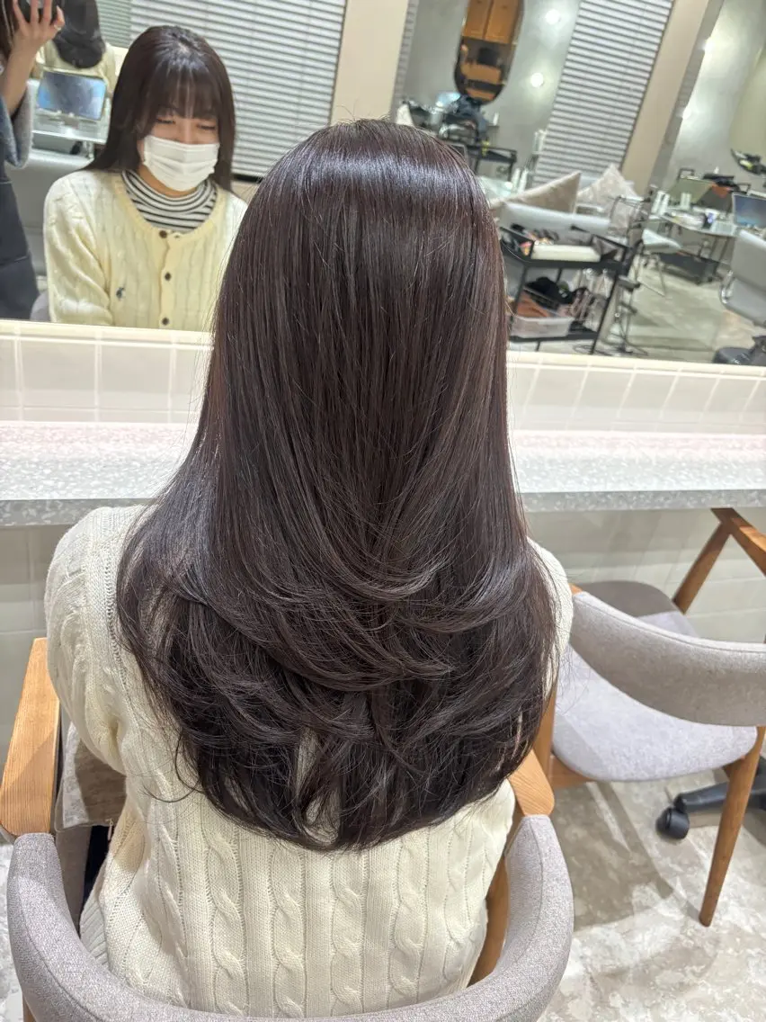 ロング レイヤーカット コトネ🫧 韓国風レイヤーカットのヘアスタイル