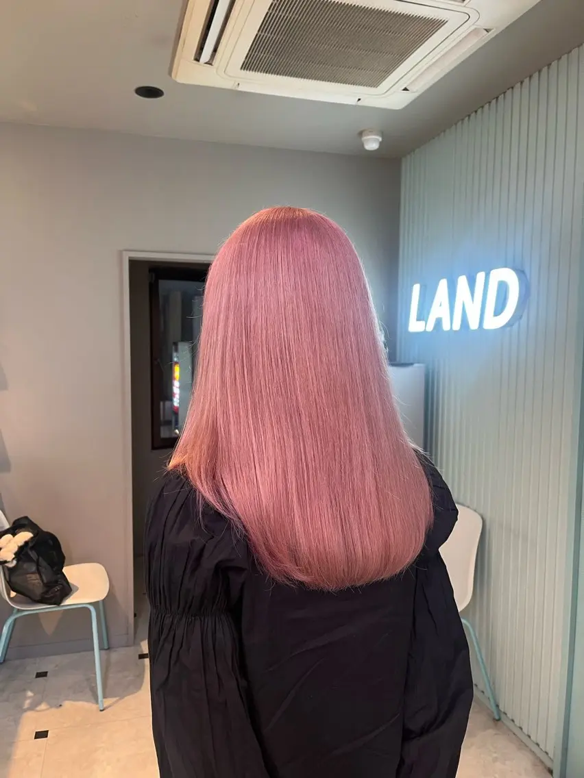 セミロング カラー ヘアカラー トリートメント ブリーチカラー 🩵MIZUKIのヘアスタイル