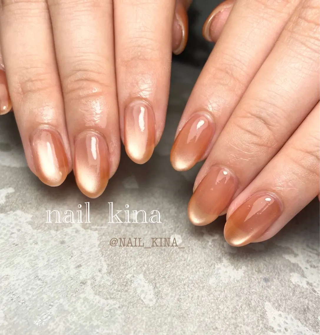 ネイル マグネットネイル マグネットワンカラー ワンカラーネイル オレンジ nail_ kinaのネイルデザイン