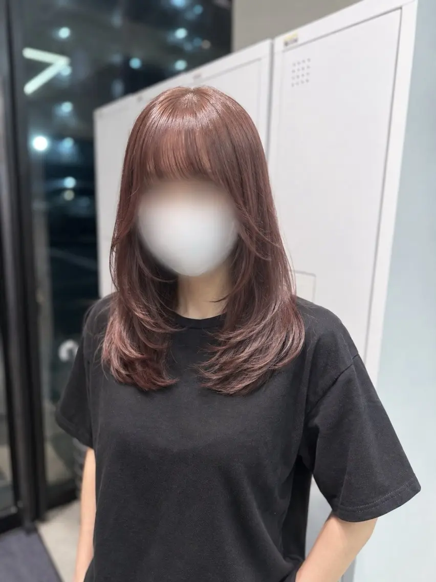 セミロング カラー ヘアカラー 髪質改善🫧 yuzuhqのヘアスタイル