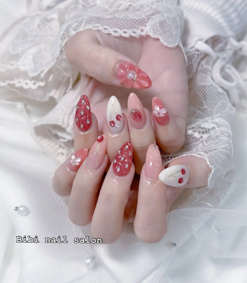 セミロング 韓国風ヘア ハンドネイル Bibi nail Osakaのネイルデザイン