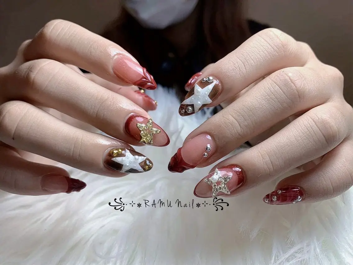 ネイル キラキラネイル マグネットネイル ミラーネイル ピンク ワンホンネイル ハンドネイル RAMU Nail 恵比寿店のネイルデザイン