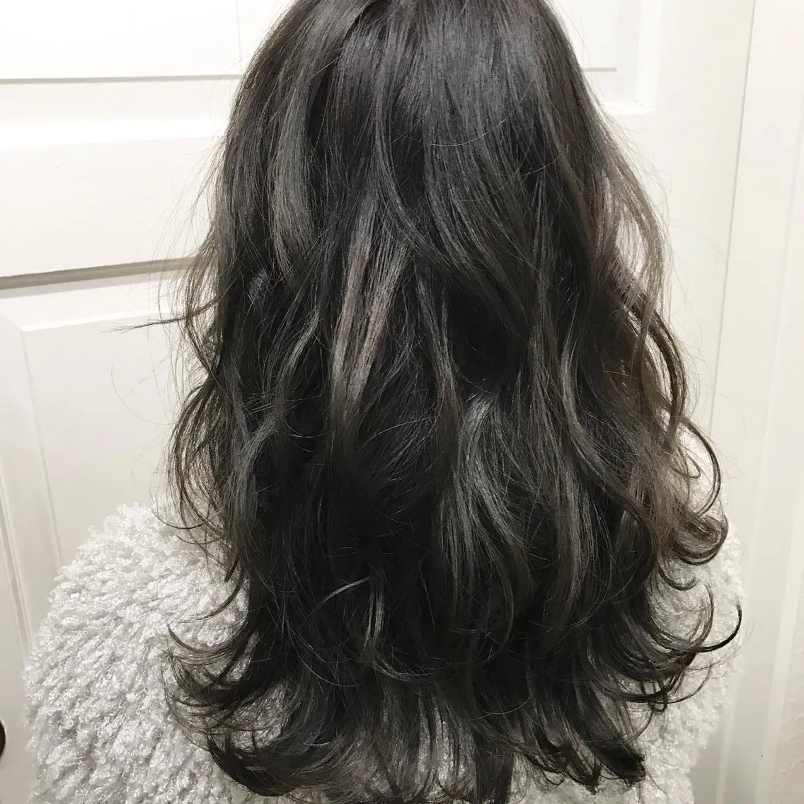 セミロング カラー ブルーカラー ブルージュ ネイビーカラー 若杉 諒のヘアスタイル