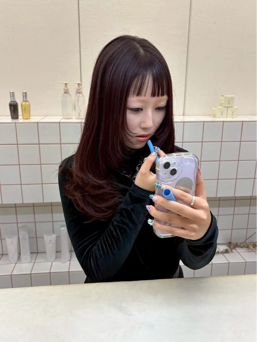 カラー Asumi/透明感 暖色カラーのヘアスタイル