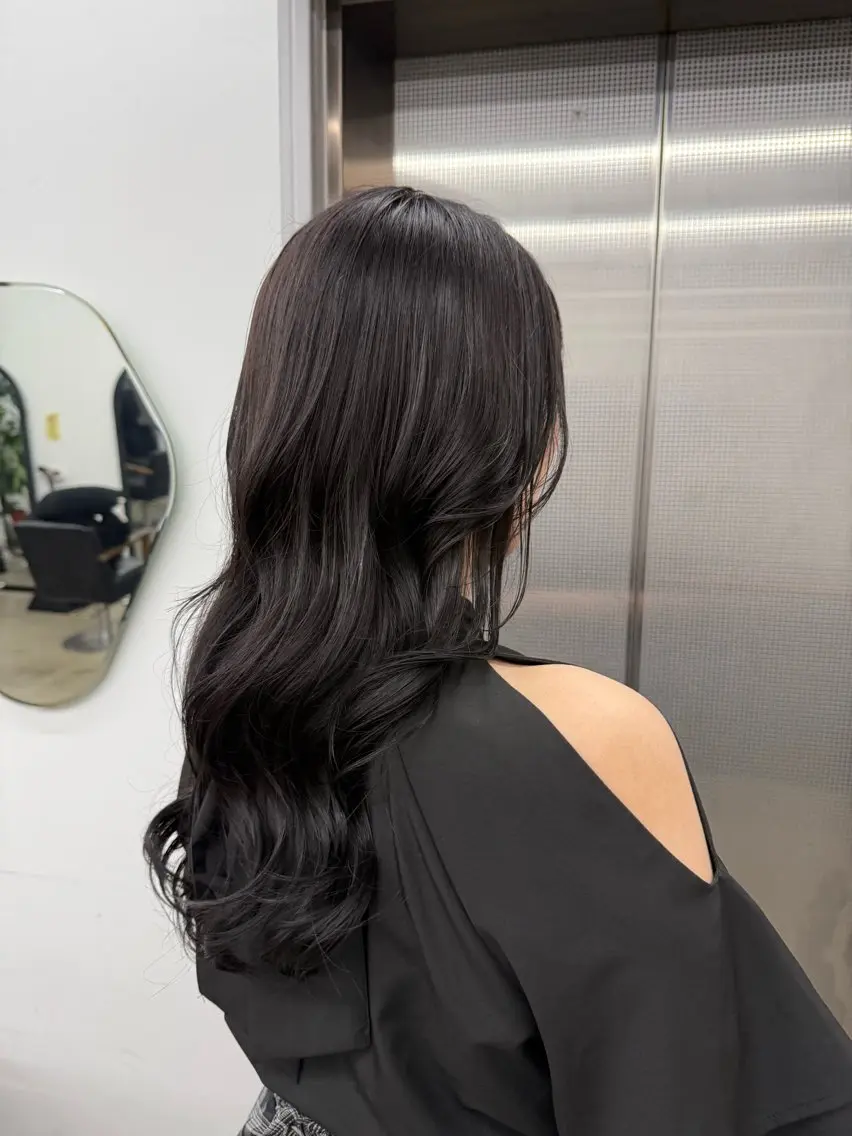 ロング カラー グレージュ シアーグレージュ トリートメント ヘアカラー Nico セナのヘアスタイル