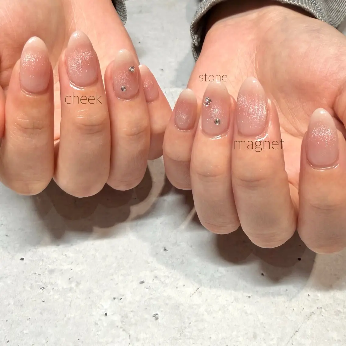 ネイル ハンドネイル chika .のネイルデザイン
