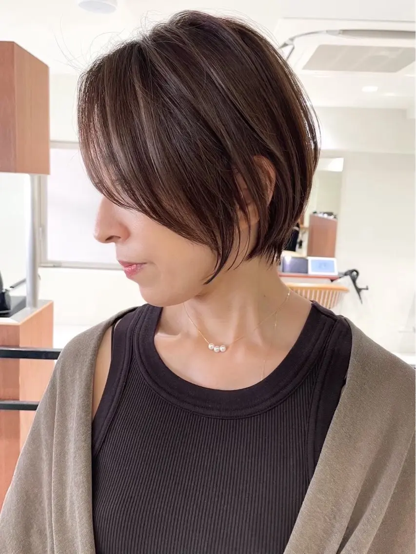 ショート ショートボブ ボブ 髪質改善 レイヤーカット ショートヘア 市毛 結菜のヘアスタイル
