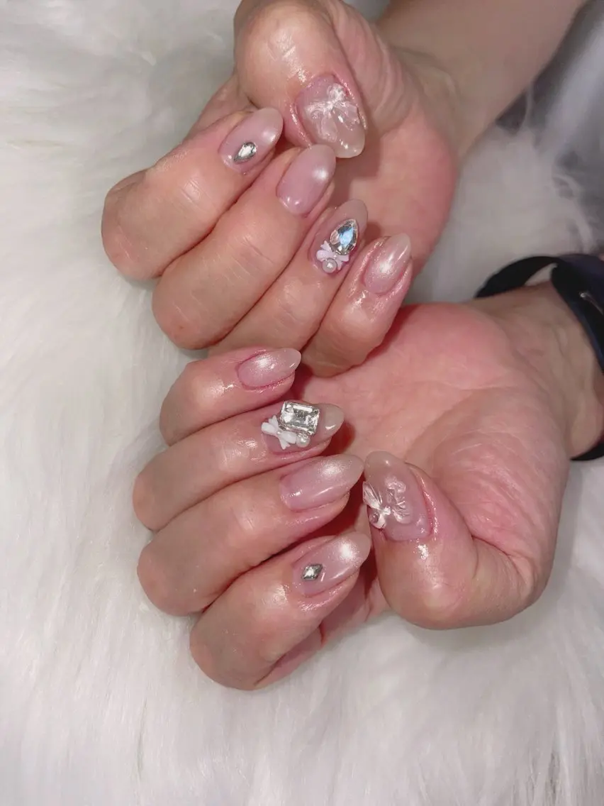 ネイル ワンカラーネイル ピンク シルバー シンプルネイル ハンドネイル R@nail🫧町田 🫧らんのネイルデザイン