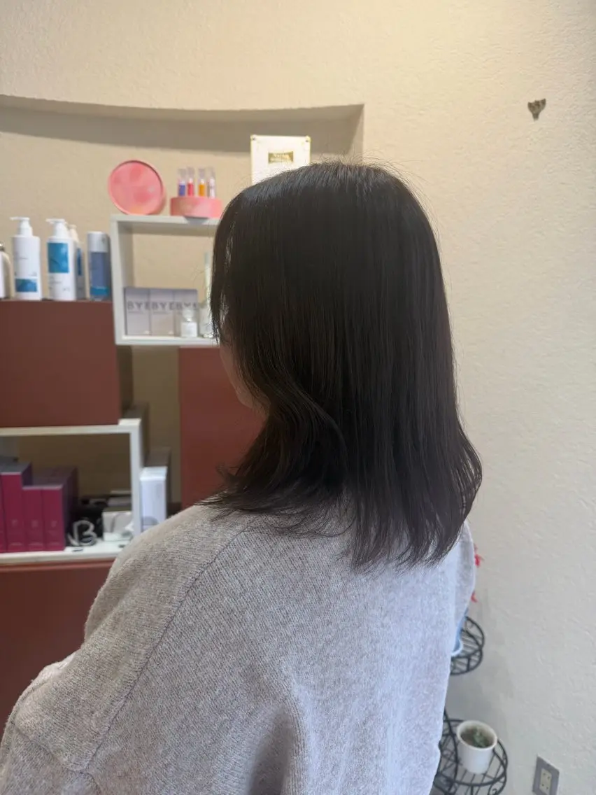 セミロング カラー ベージュカラー ブリーチ ブラウンカラー トリートメント カット ヘアカラー トリートメント 吉川沙知 /ナチュラルカラーのヘアスタイル