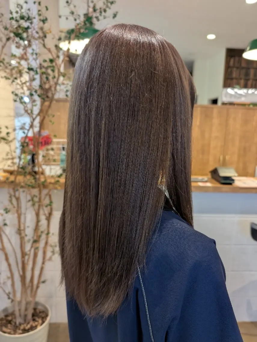 カラー 西 亜佑奈のヘアスタイル