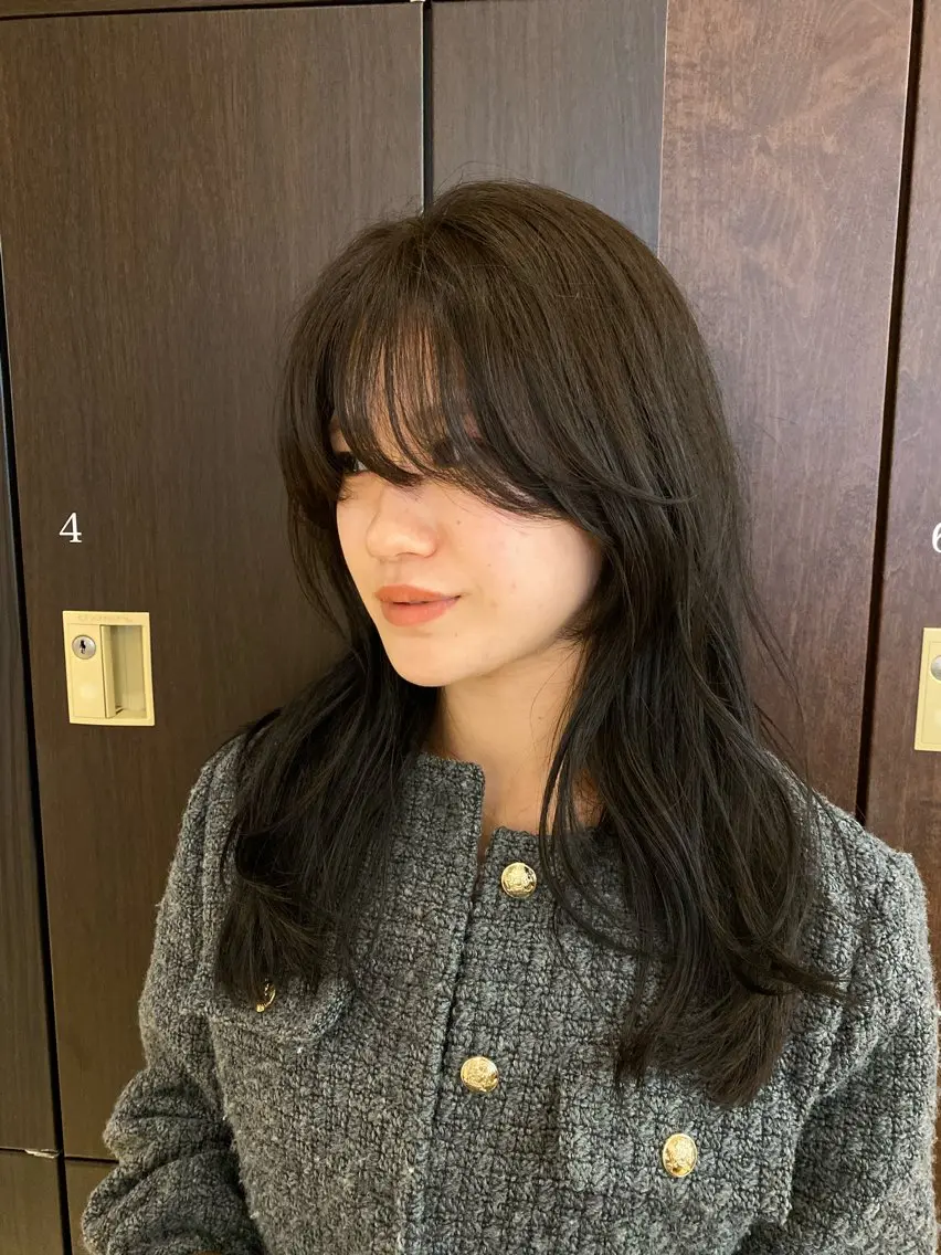 ロング カラー カット ヘアカラー ナチュラルヘア🫧 ナナミのヘアスタイル