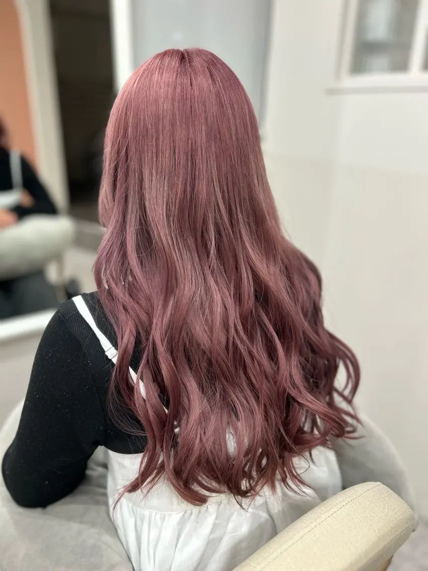 ロング ULUA ひまりのヘアスタイル