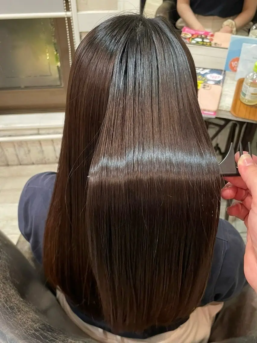 【髪にドラマを。】髪質改善ストレート +毛先カットの写真