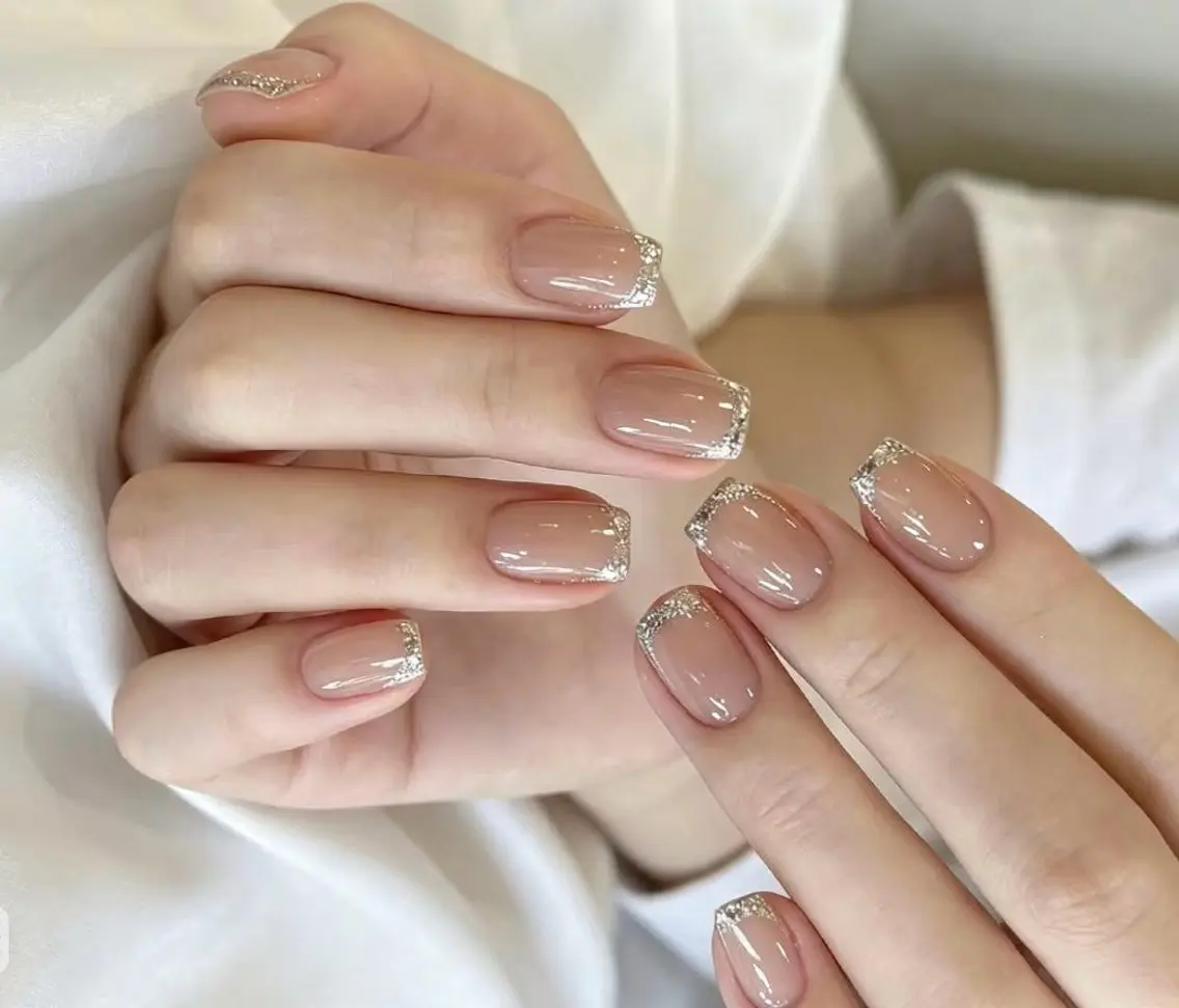 ネイル フットネイル ジェルネイル 韓国ネイル マグネットネイル 持ち込み ハンドネイル Nude nailstudioのネイルデザイン