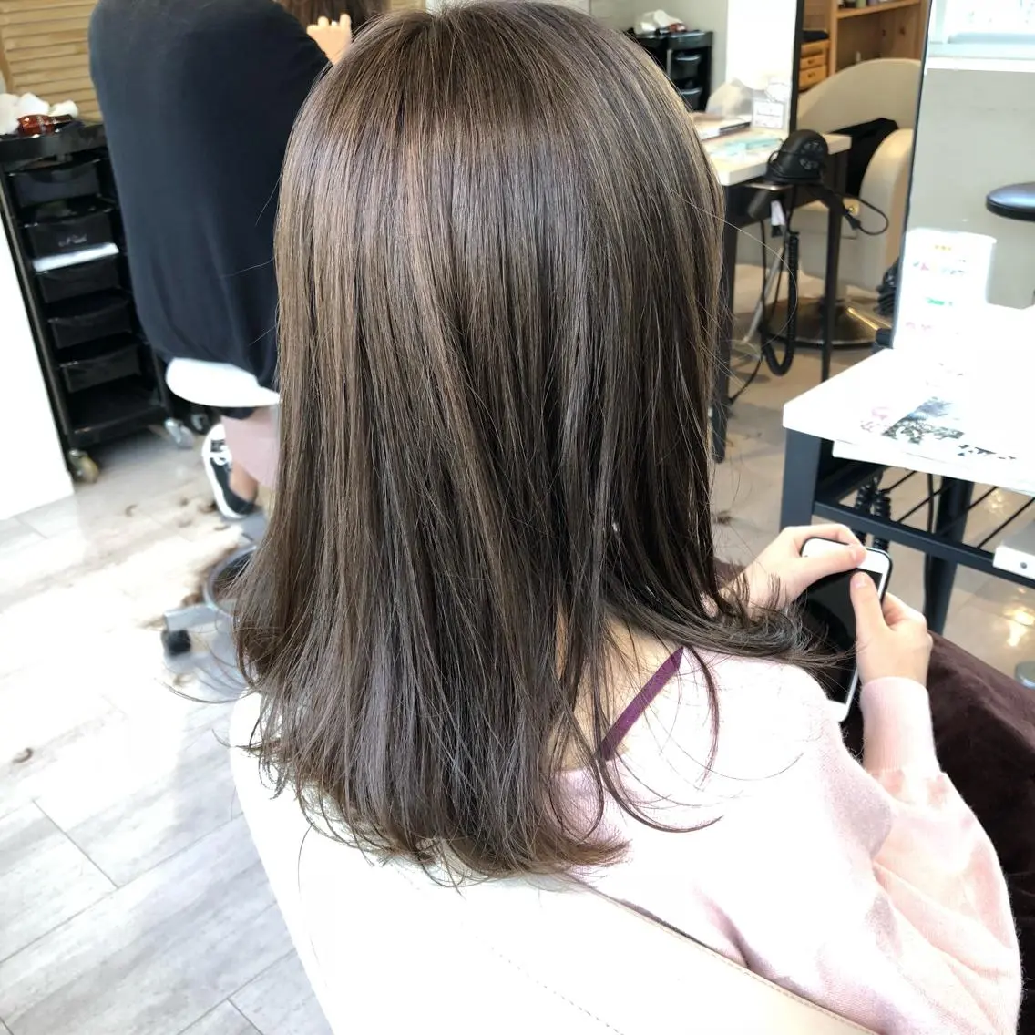 ミディアム カラー 金子 富士のヘアスタイル