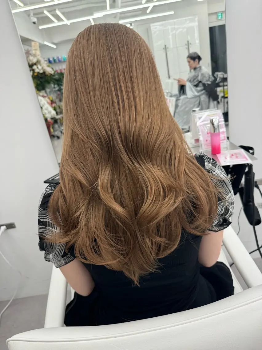 ロング カラー 顔まわりの神様✨ 透明感カラー藤嶋秀幸のヘアスタイル
