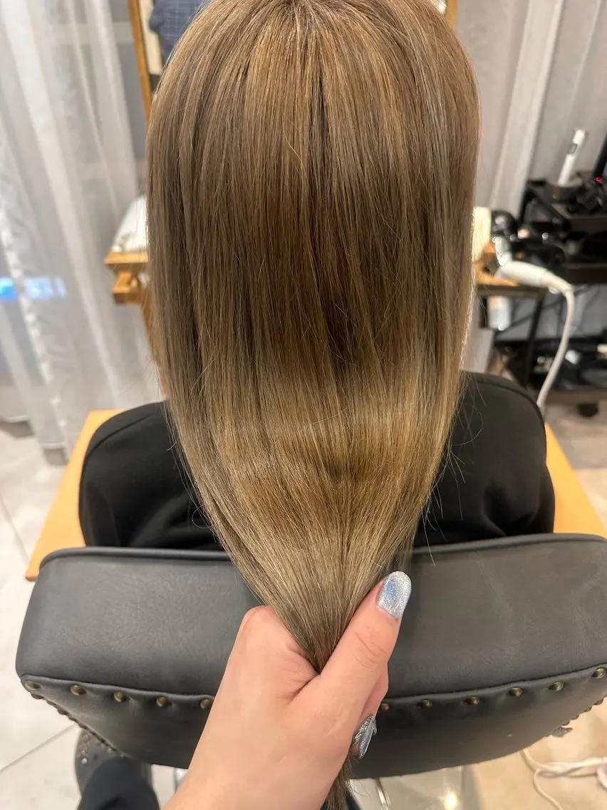 セミロング カラー バレイヤージュ ブリーチ レイヤーカット 大人艶髪 ミサワのヘアスタイル