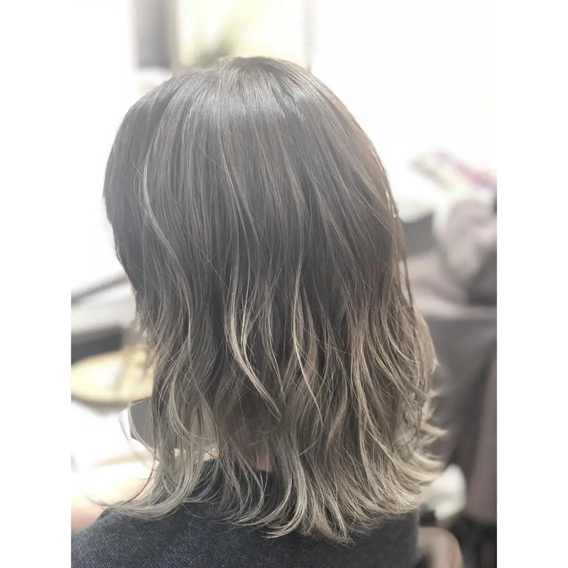 ミディアム ハイライト YOFAhair芦屋 峰★カラーリストのヘアスタイル