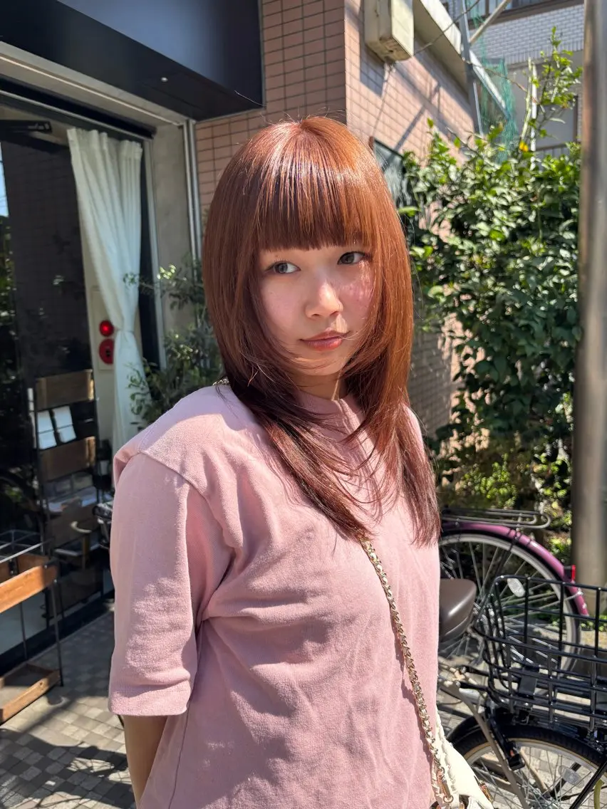 セミロング 宇留間 涼香のヘアスタイル