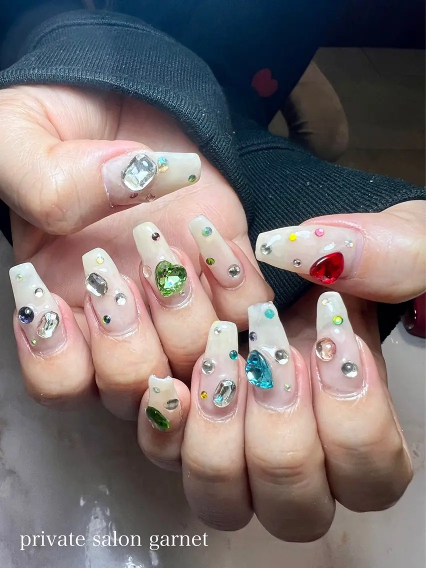 ネイル キラキラネイル Garnet nailのネイルデザイン