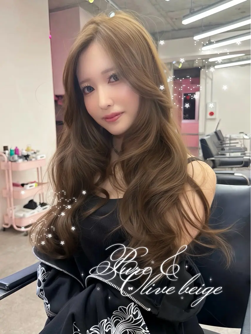 ロング カラー ベージュカラー ブリーチ 透明感カラー ブリーチなしカラー オリーブベージュ ヘアカラー トリートメント レイヤー/エクステ/ カラー/MAHIROのヘアスタイル