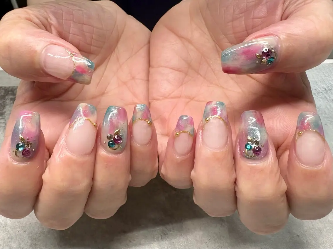 ネイル 持ち込み キャンアイドレッシー 博多店のネイルデザイン