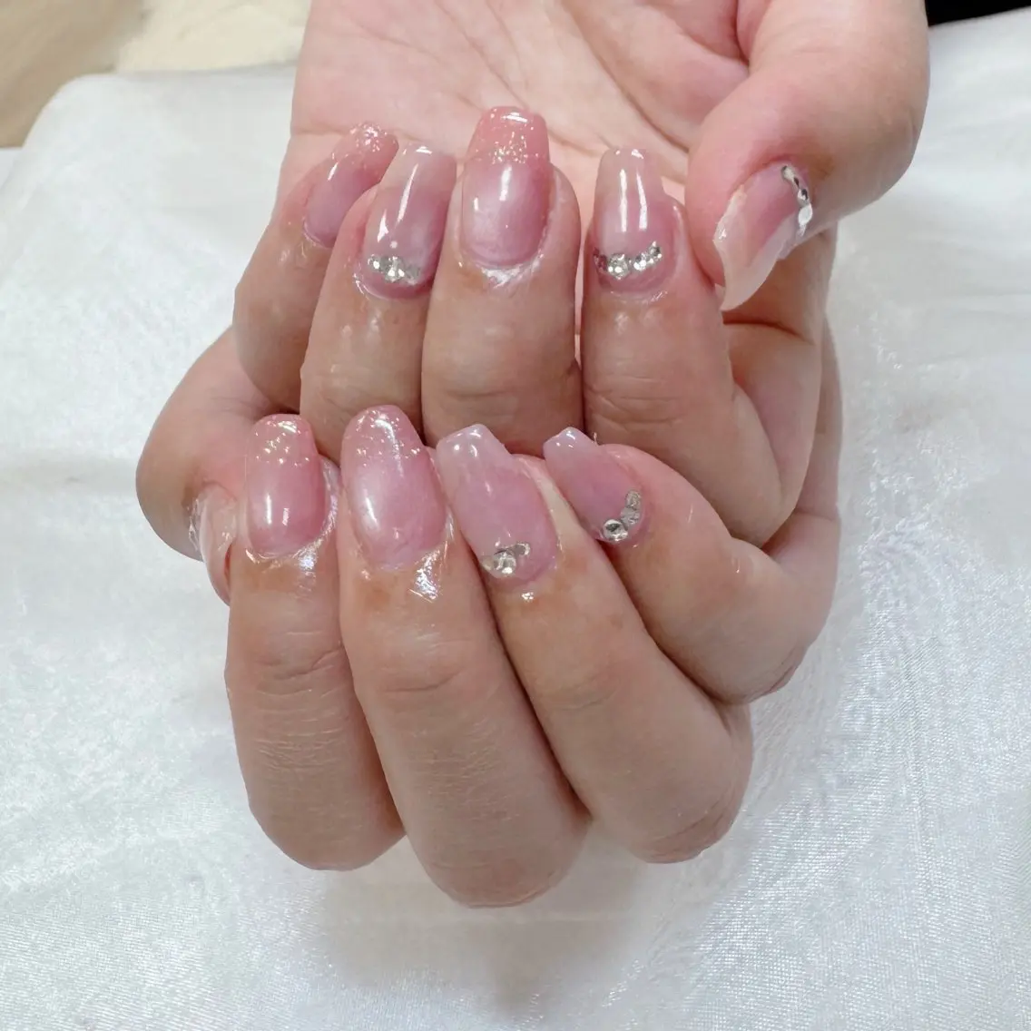 ネイル キラキラネイル オフィスネイル maruyasu. yのネイルデザイン