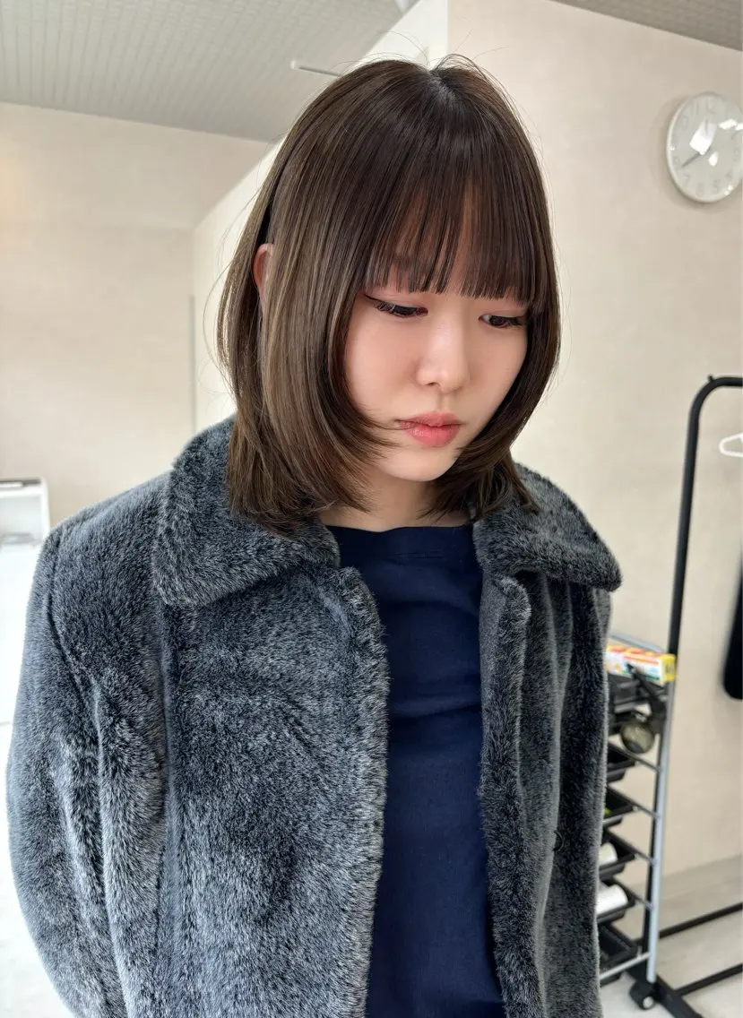 ミディアム ハッシュカット レイヤーカット mir MIYUのヘアスタイル